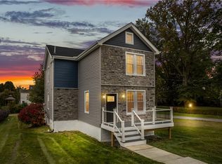 817 W Pike St, Houston, PA 15342