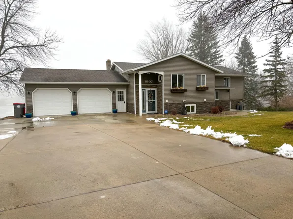 1007 Meadowlark Dr SW, Alexandria, MN 56308