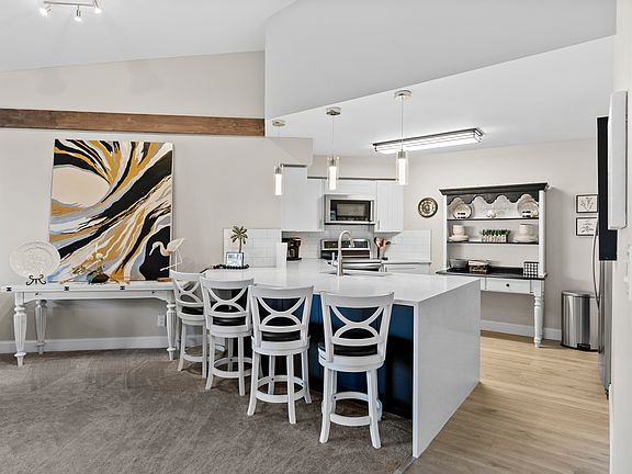 5th image of 6050 Bahia Del Mar Cir APT 217