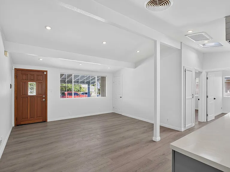 7865 Cantaloupe Ave — Photo 12