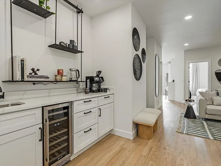 97-99 Zabriskie St #3R — Photo 6