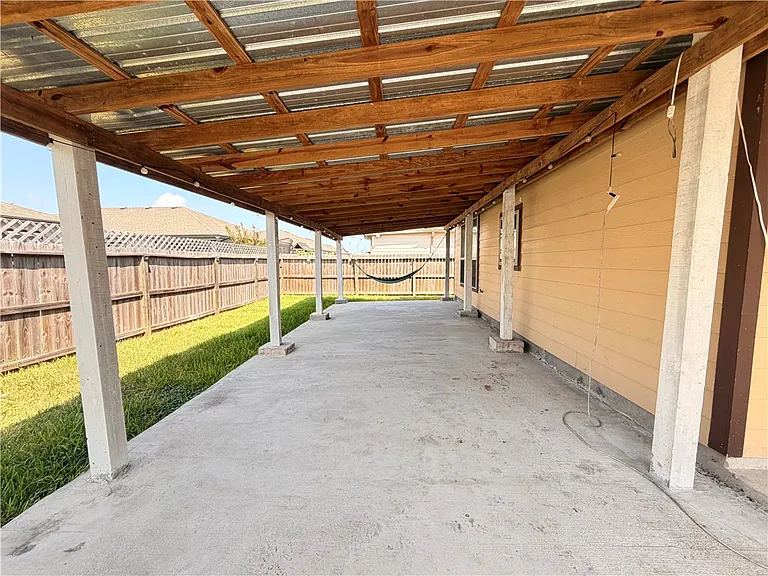 1816 Chesapeake Bay Dr — Photo 38