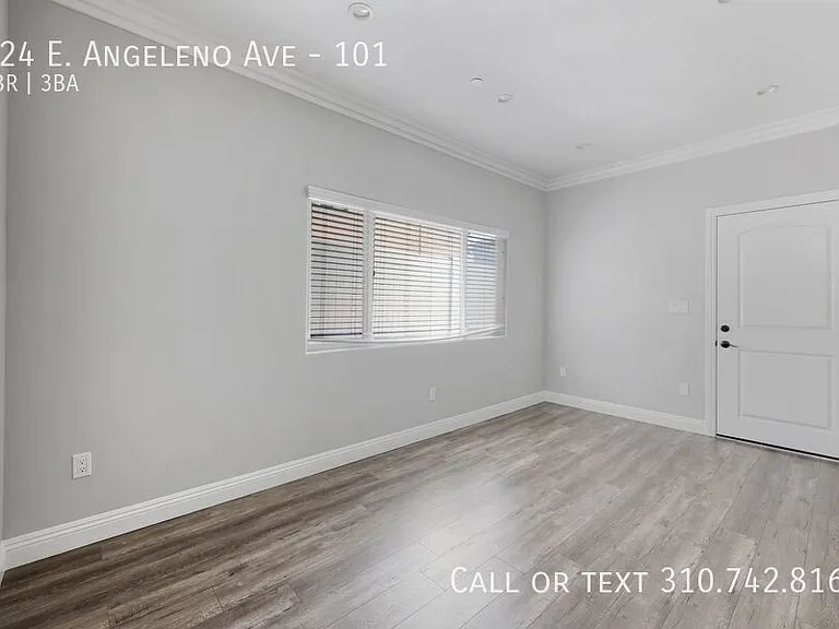 524 E Angeleno Ave #101 — Photo 21