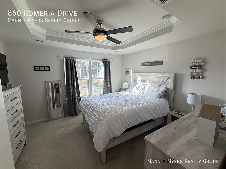 860 Romeria Dr — Photo 10