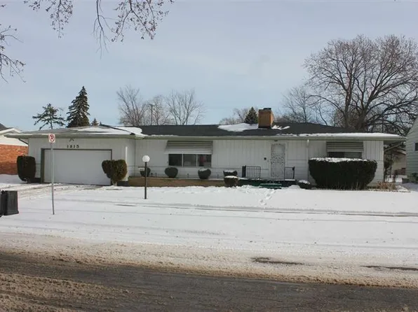 1815 Chelan St, Flint, MI 48503