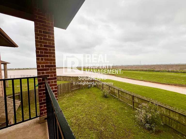 18607 Pelham Grove Ln — Photo 45