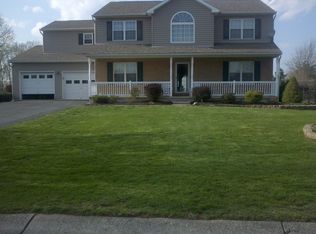 3945 Devonshire Rd, Bethlehem, PA 18020