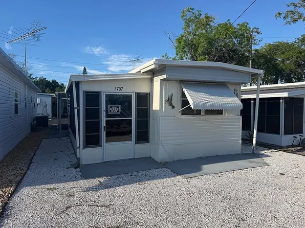 5707 Oak Ridge Ave, New Port Richey, FL 34652