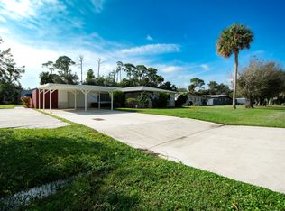 7507 James Rd, Fort Pierce, FL 34951