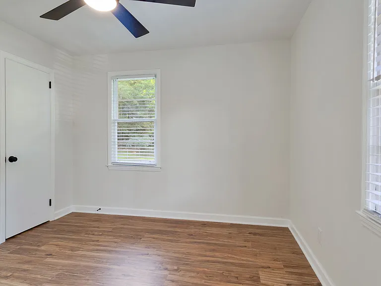 116 Westview Blvd — Photo 8