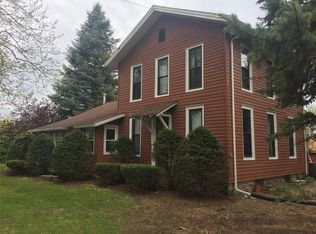 8250 Middle Rd, Fairview, PA 16415