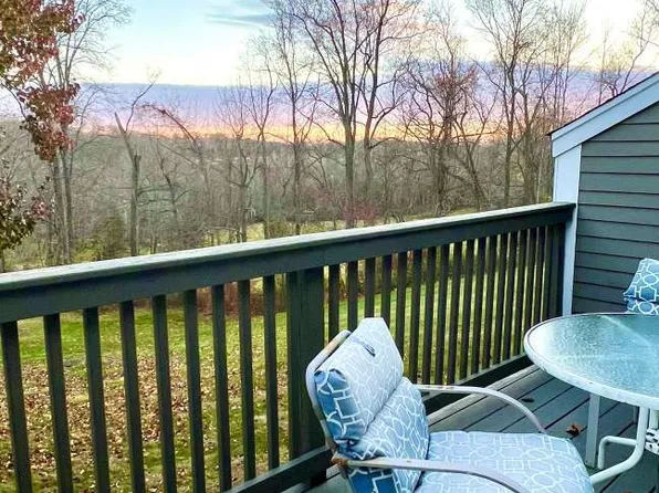53 Brushy Plain Road APT 7D, Branford, CT 06405