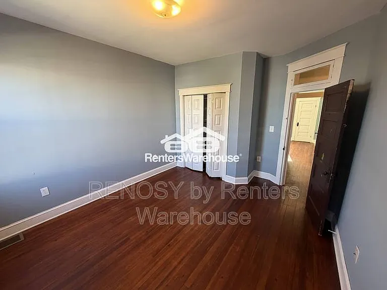 400 Lyndhurst St — Photo 12