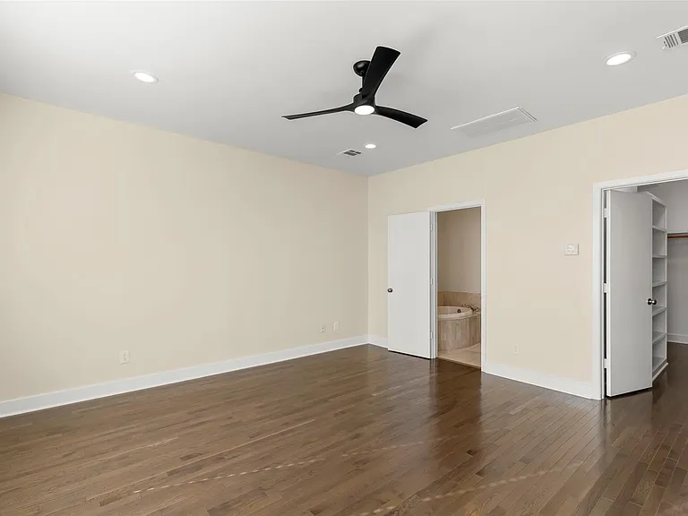903 Roy St — Photo 21