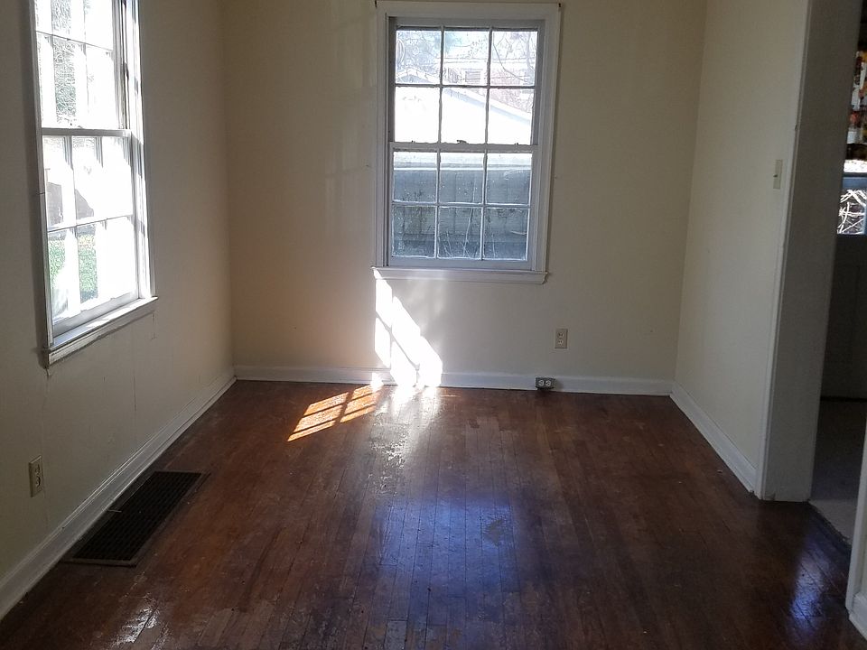 1st image of 1209 S Roosevelt Dr