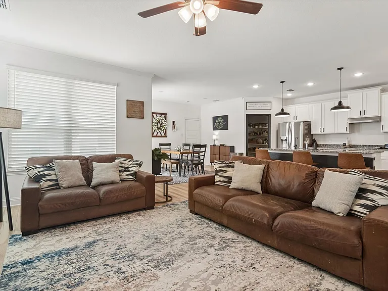 10032 Travis Dr — Photo 6
