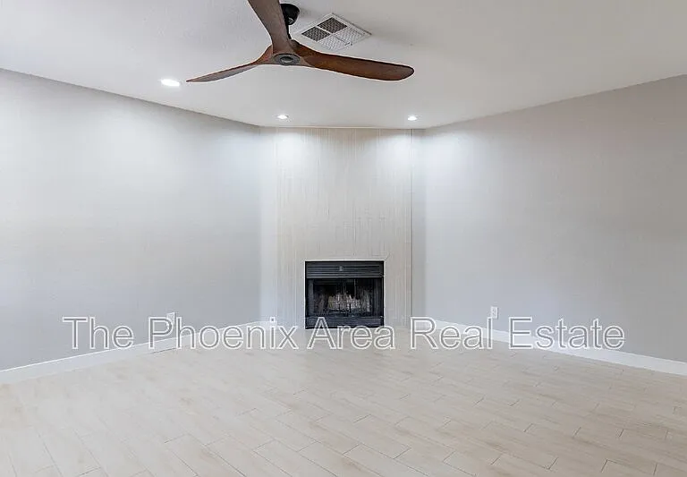 93 N Cooper Rd #20 — Photo 77