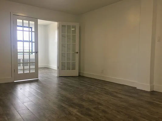 Rented by Area New York | media 33