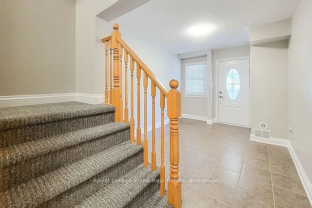7 bed, $3,000 — Photo 4