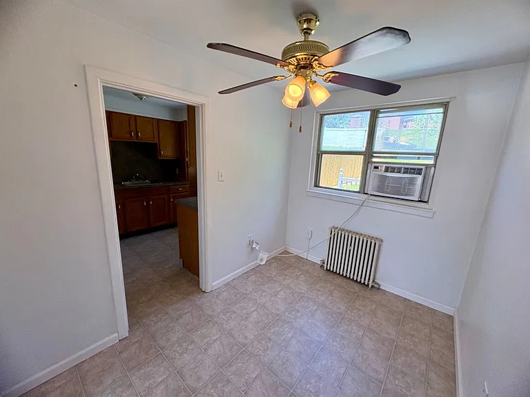 767 Clermont Ave — Photo 11
