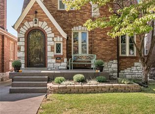 5614 Neosho St, Saint Louis, MO 63109