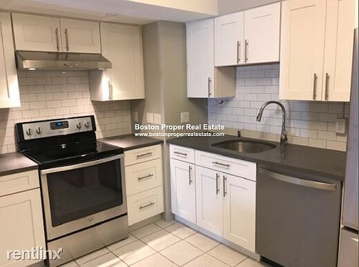 1731 Beacon St. #111 Brookline Unit Photo 4