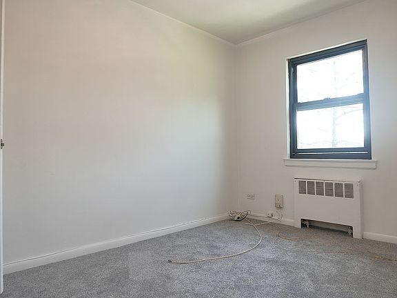 4th image of 219-16 75th Ave #253A1