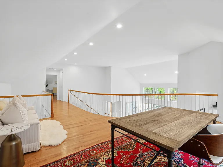 23 Laurel Hill Ln — Photo 12