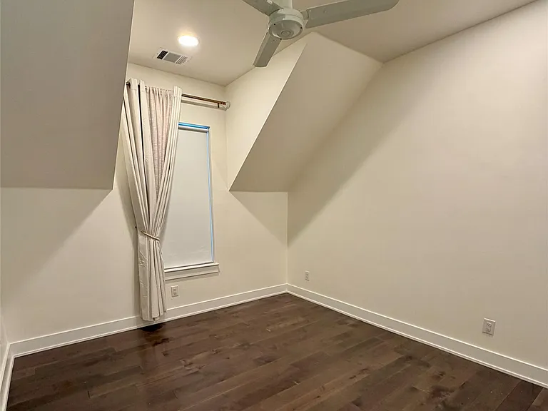 1515 Hether St #B — Photo 22