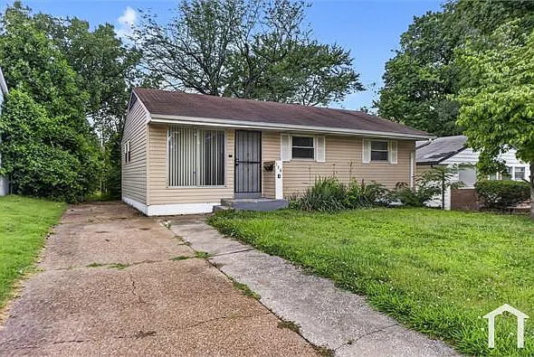 3 bed, 960 sqft, $1,150 — Photo 2