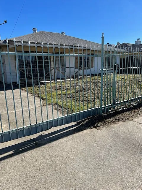 3 bed, 1216 sqft, $1,950 — Photo 4