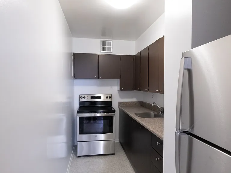 2360 Dundas St W #2350 — Photo 79