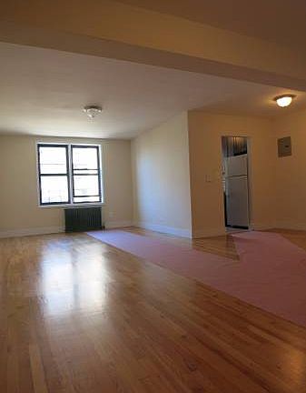 4th image of 90 Laurel Hill Ter APT 6F
