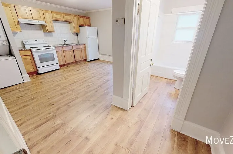 130 Spring St SW #3 — Photo 10