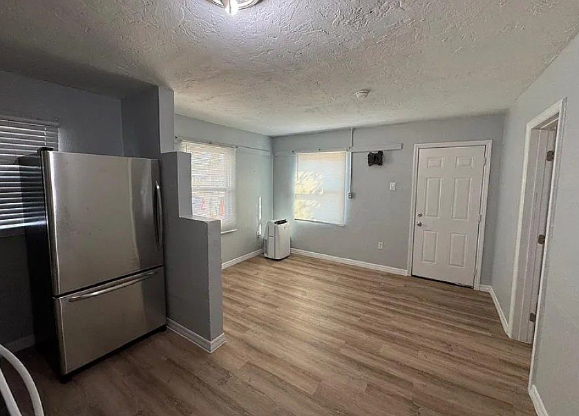 1st image of 2166 32nd St #2166