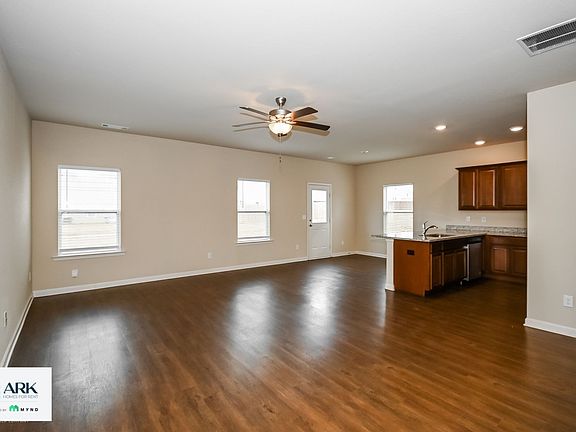 3rd image of 151 Innis Brook Cir