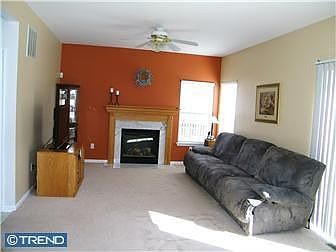 Cozy Family Room Fireplace