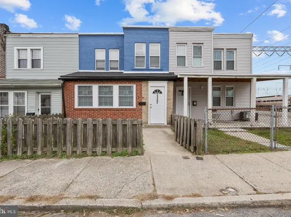 1142 Green St, Marcus Hook, PA 19061