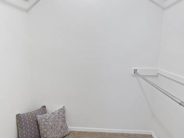 Cimarron Trails Apts. — Photo 12