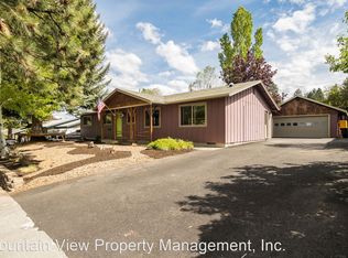 1239 NE Hollinshead Dr, Bend, OR 97701