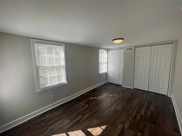2742 Kennedy St — Photo 14