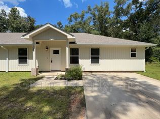 5098 Susan St, Milton, FL 32570