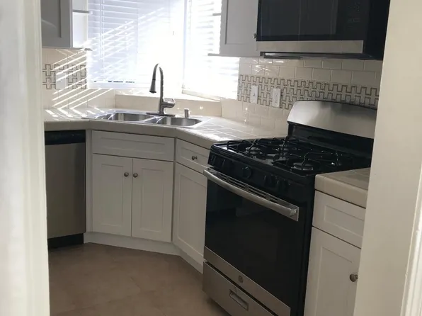 (undisclosed Address), Fresno, CA 93728