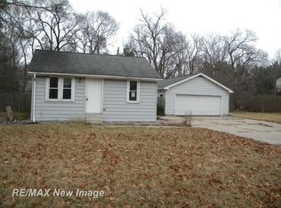 3215 Two Mile Rd, Bay City, MI 48706