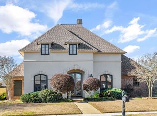 8670 Highcrest Dr, Baton Rouge, LA 70809
