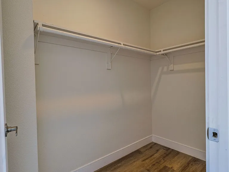 5934 Lemp Ave — Photo 23