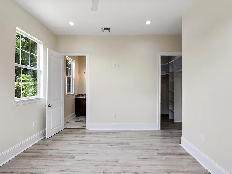 3616 Urquhart St — Photo 16