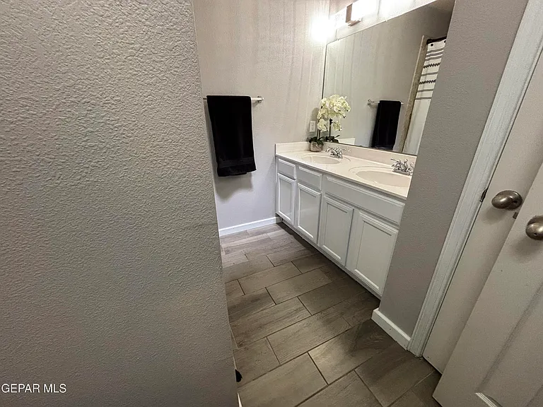 11008 Cattle Ranch St — Photo 15