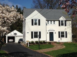 522 Parkway Ave, Ewing, NJ 08618