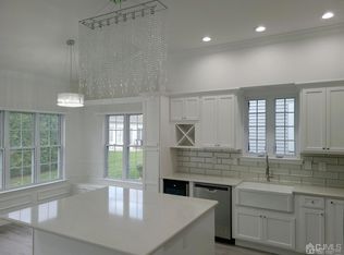 26 Wellfleet St, Monroe Township, NJ